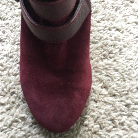 Jessica Simpson Women’s Catie Booty - Picture 6 of 16